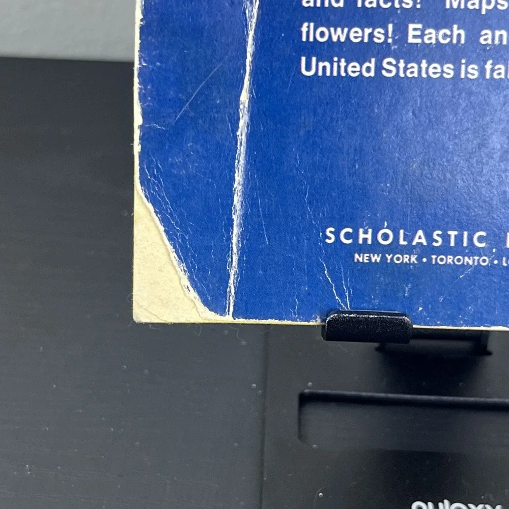 Fabulous Facts About Fifty States 1976‎ Vintage Book Rough Condition USA